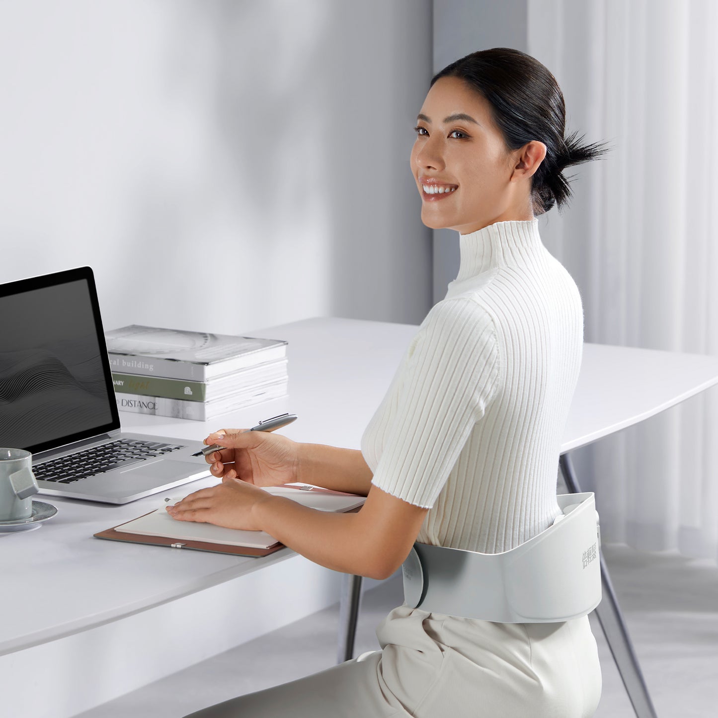 Breo - Y3 Pro Smart Waist Massager